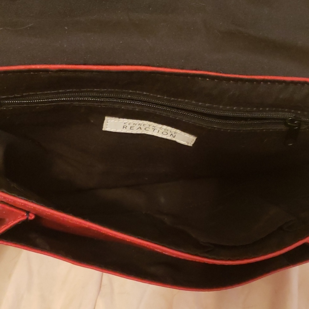 Red Crossbody Purse - Picture 5 of 6